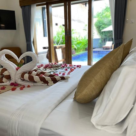Tanis Village - Luxury Villas 길리 아이르 외부 사진